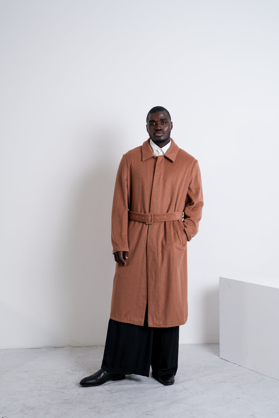 SPIKE : MENS FLY FRONT LONG COAT / WASIT BELT / CAMEL
