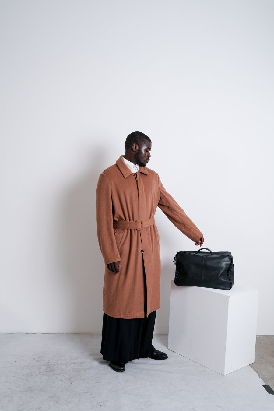 SPIKE : MENS FLY FRONT LONG COAT / WASIT BELT / CAMEL
